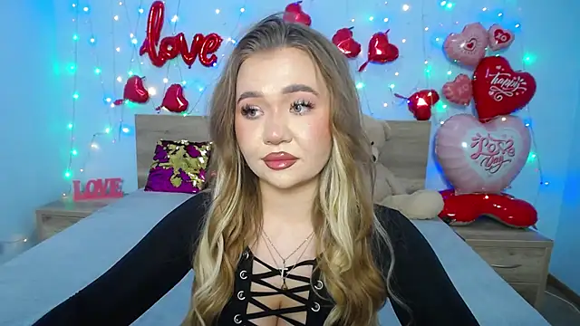 Snapshot of StacyYellig chatting on February 2025 12:16:01 PM StacyYellig online show from February 2025 12:16:01 PM