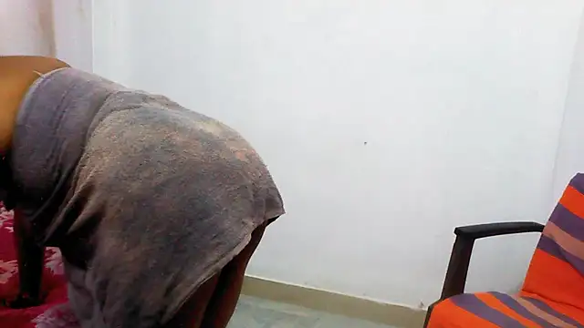 Snapshot of sachi933 chatting on November 2025 06:30:01 PM sachi933 online show from November 2025 06:30:01 PM