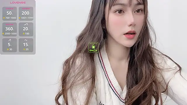 Snapshot of LIsha--170 chatting on February 2025 08:17:01 AM LIsha--170 online show from February 2025 08:17:01 AM