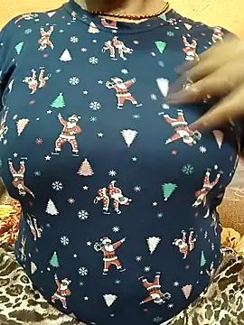 CUTE SOPHIA- online show from October 2025 01:17:01 AM