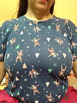 CUTE SOPHIA- online show from July 2026 11:37:02 PM