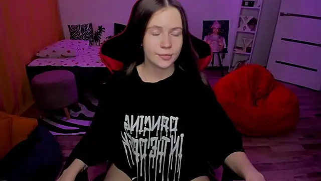 HelloRoxy online show from July 2026 05:41:01 PM