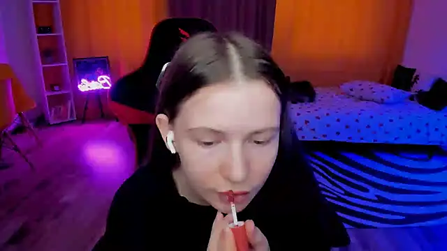 HelloRoxy online show from August 2026 12:48:02 PM