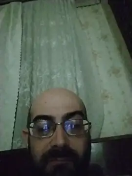 ArsenSavas online show from April 2026 09:50:01 PM