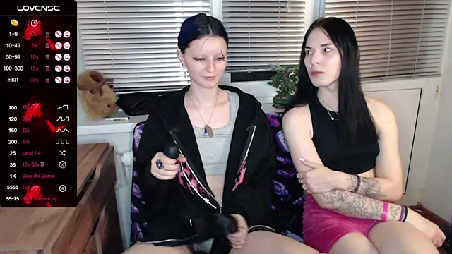 Snapshot of sky9669 chatting on March 2025 03:45:02 PM sky9669 online show from March 2025 03:45:02 PM