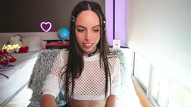 Snapshot of Dayna_Nebula chatting on February 2025 03:08:01 PM Dayna Nebula online show from February 2025 03:08:01 PM