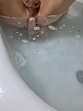 chillmfrs online show from November 2025 01:10:02 PM