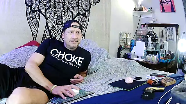 Snapshot of Obi-Spun-Kenobi chatting on January 2025 01:48:01 AM Obi-Spun-Kenobi online show from January 2025 01:48:01 AM