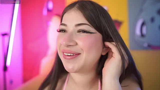 miss  pamela online show from April 2026 11:11:02 AM