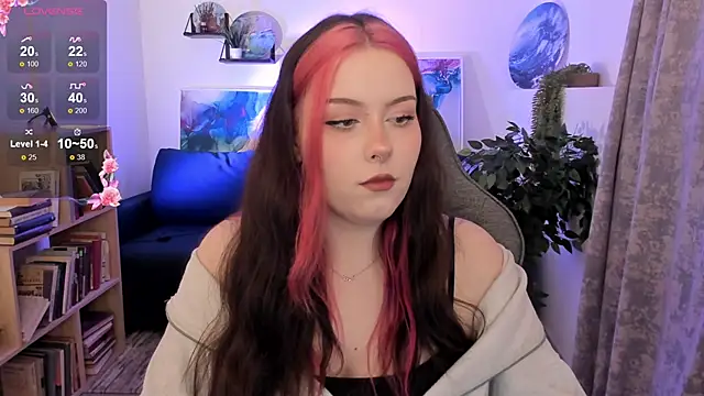 CoralineKeyns online show from April 2026 06:25:01 AM