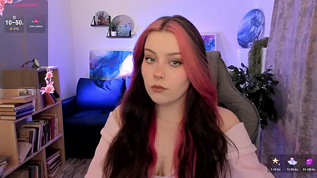 CoralineKeyns online show from April 2026 05:08:02 AM