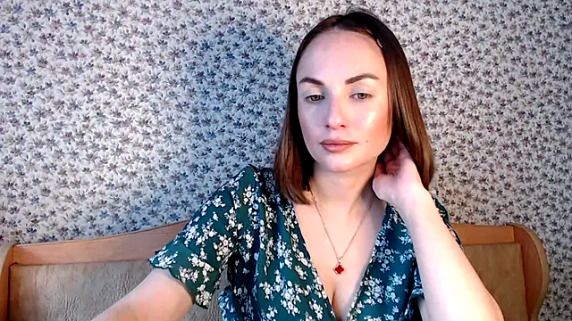 Snapshot of Tinadream20 chatting on April 2026 06:49:01 AM Tinadream20 online show from April 2026 06:49:01 AM