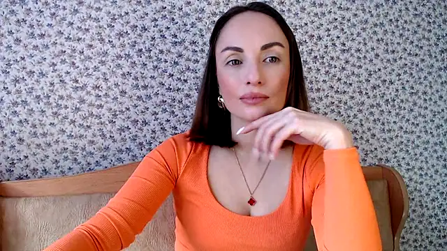Snapshot of Tinadream20 chatting on April 2026 06:42:02 AM Tinadream20 online show from April 2026 06:42:02 AM