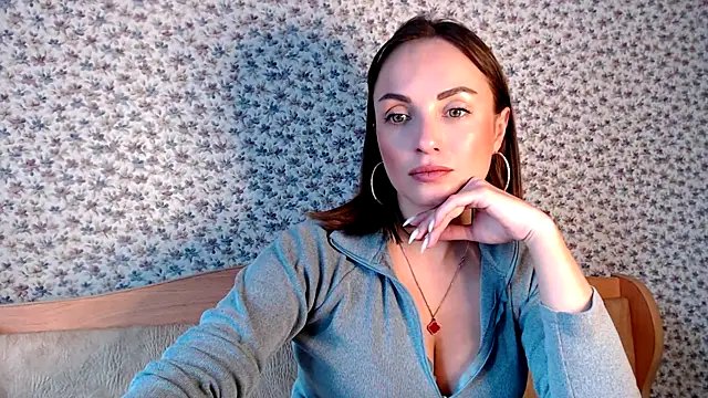 Snapshot of Tinadream20 chatting on May 2026 06:31:02 AM Tinadream20 online show from May 2026 06:31:02 AM