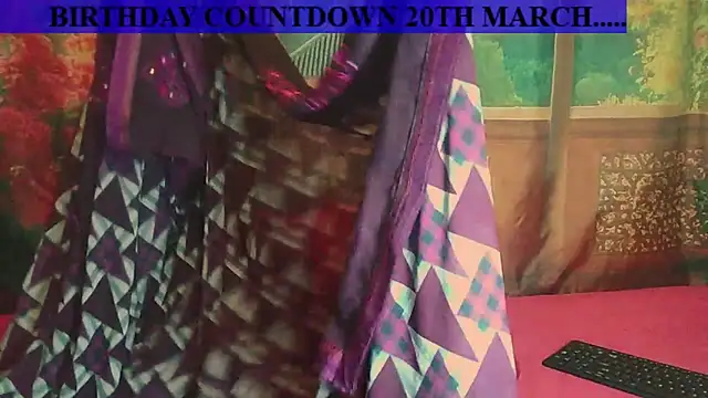 RoyalIndianCreamPuff online show from March 2026 06:35:01 PM