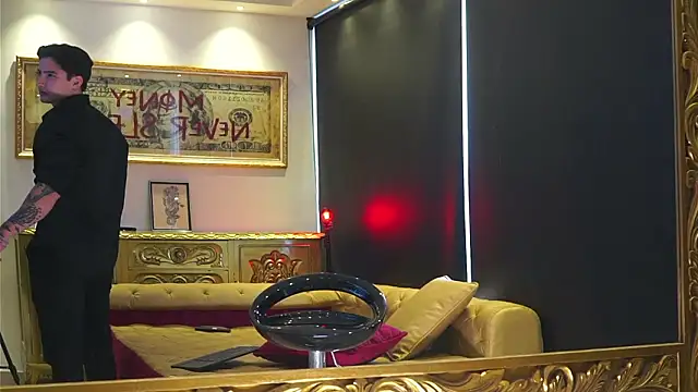 dantecoppolaa  online show from February 2026 07:33:02 PM