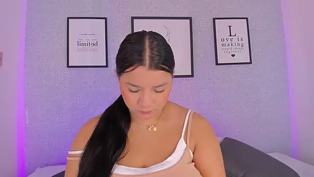 Natasha harper online show from December 2025 11:59:02 AM