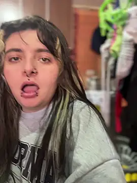 Sachi Meow online show from March 2026 08:45:01 PM