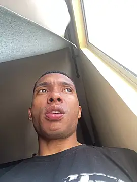 Snapshot of Aaronblack1_ chatting on April 2026 02:04:02 PM Aaronblack1 online show from April 2026 02:04:02 PM