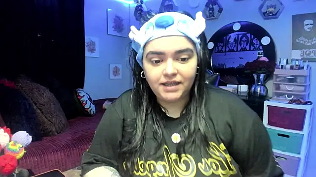 Snapshot of Luise_Meyrink chatting on May 2026 03:03:02 AM Luise Meyrink online show from May 2026 03:03:02 AM