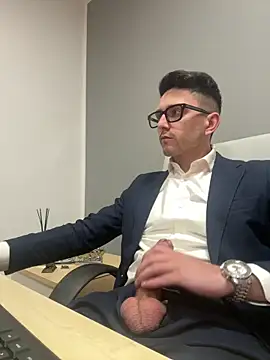 masterboss  online show from April 2026 12:03:02 PM