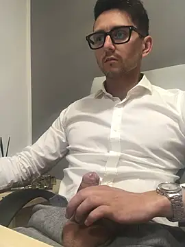 masterboss  online show from June 2026 11:42:02 AM