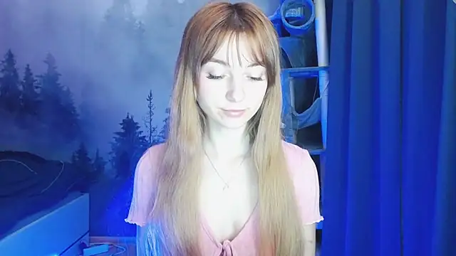 LuciaYoung online show from January 2025 04:11:02 PM