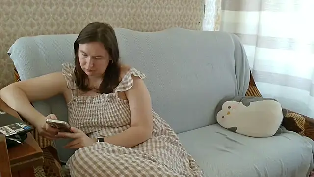 franceska blue online show from September 2025 09:31:01 AM