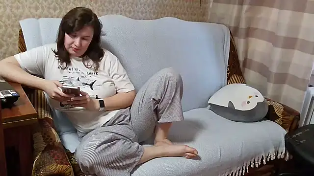 franceska blue online show from November 2025 10:41:02 AM