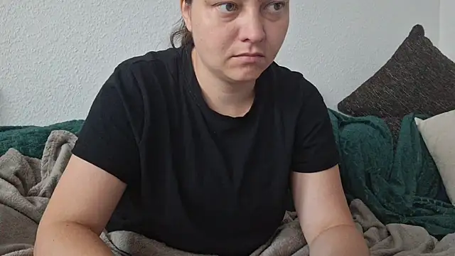 Snapshot of Cyndee_Winter chatting on September 2025 06:35:01 AM Cyndee Winter online show from September 2025 06:35:01 AM