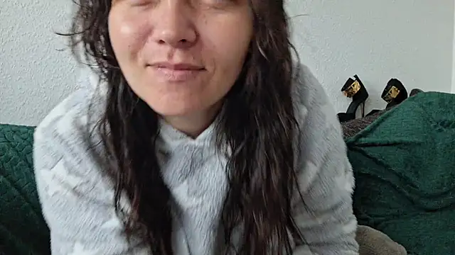 Snapshot of Cyndee_Winter chatting on September 2025 06:39:02 AM Cyndee Winter online show from September 2025 06:39:02 AM