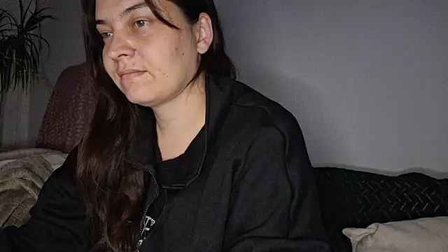 Snapshot of Cyndee_Winter chatting on October 2025 06:09:01 PM Cyndee Winter online show from October 2025 06:09:01 PM