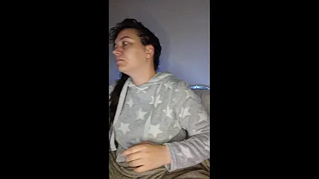 Snapshot of Cyndee_Winter chatting on October 2025 06:10:02 PM Cyndee Winter online show from October 2025 06:10:02 PM