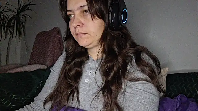 Snapshot of Cyndee_Winter chatting on October 2025 06:31:02 PM Cyndee Winter online show from October 2025 06:31:02 PM