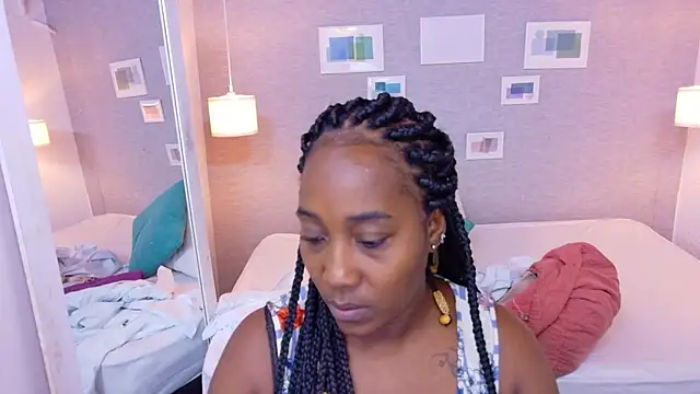 kiara evanss online show from September 2025 02:45:01 AM