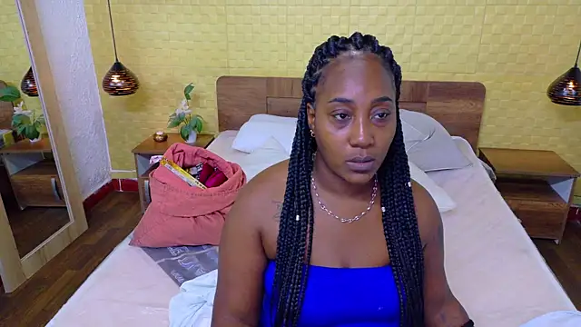 kiara evanss online show from November 2025 02:28:02 PM