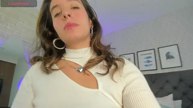 emma  smith1 online show from March 2025 12:23:02 PM