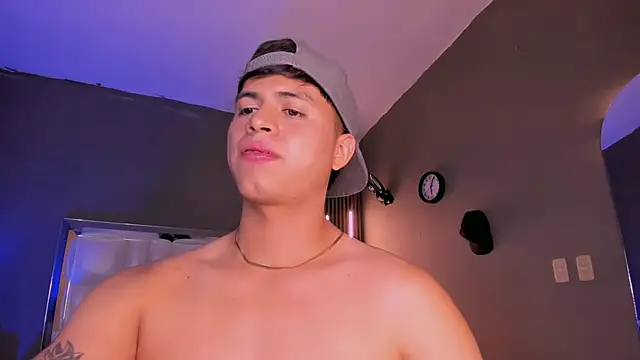 Snapshot of Niicky1_ chatting on March 2025 12:00:02 AM Niicky1  online show from March 2025 12:00:02 AM