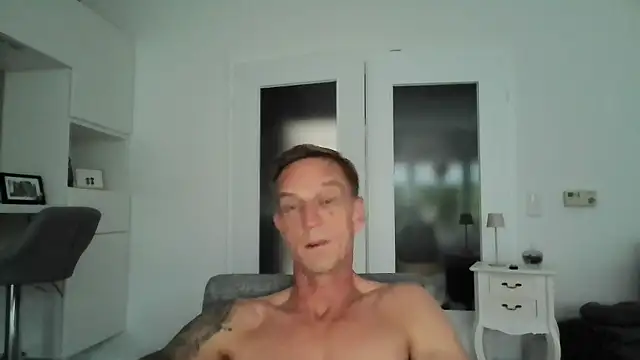 dirks71 online show from September 2025 05:13:01 PM