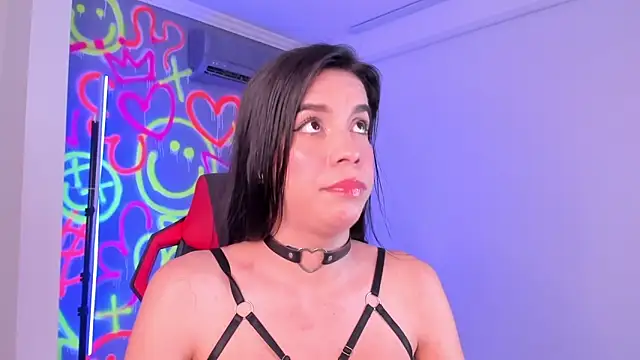 Snapshot of johedija chatting on January 2025 11:40:01 PM johedija online show from January 2025 11:40:01 PM