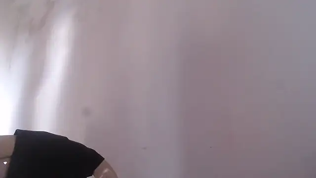 Snapshot of Janna099 chatting on November 2025 08:14:01 PM Janna099 online show from November 2025 08:14:01 PM