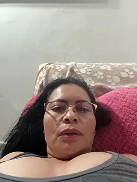 Snapshot of Janna099 chatting on June 2026 01:37:01 PM Janna099 online show from June 2026 01:37:01 PM