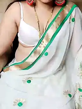 Snapshot of Traditional_Housewife_ chatting on December 2024 06:15:02 PM Traditional Housewife  online show from December 2024 06:15:02 PM