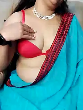 Snapshot of Traditional_Housewife_ chatting on February 2025 04:11:01 PM Traditional Housewife  online show from February 2025 04:11:01 PM
