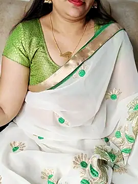 Snapshot of Traditional_Housewife_ chatting on September 2025 03:17:02 AM Traditional Housewife  online show from September 2025 03:17:02 AM