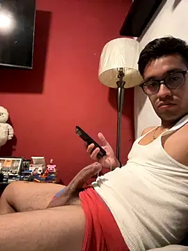 Snapshot of Magicerosxx69 chatting on November 2025 08:50:01 AM Magicerosxx69 online show from November 2025 08:50:01 AM