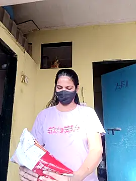 indianliza online show from February 2025 04:23:01 AM