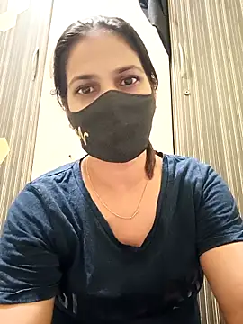 indianliza online show from March 2025 07:35:01 PM