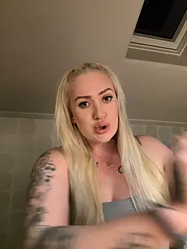 QueenOfFknBj online show from February 2025 05:29:02 PM