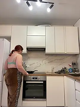 RosieMoons online show from March 2025 11:51:02 AM